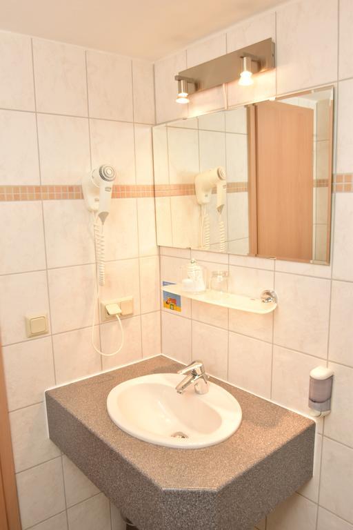 Landhotel Zur Guten Einkehr Grubschütz Esterno foto