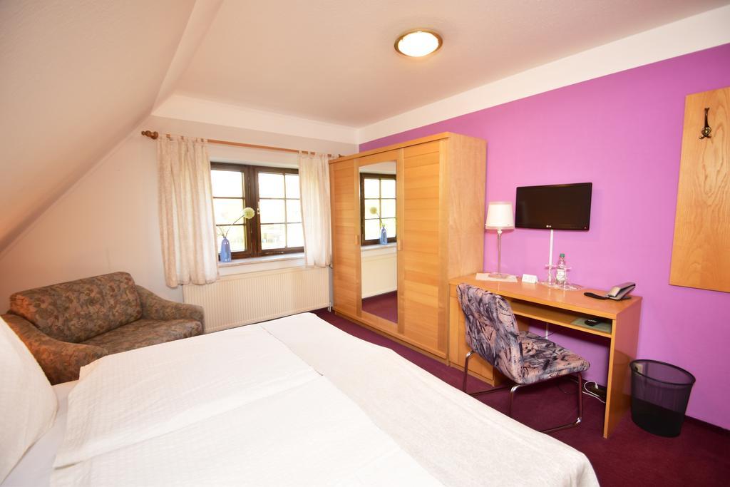 Landhotel Zur Guten Einkehr Grubschütz Esterno foto