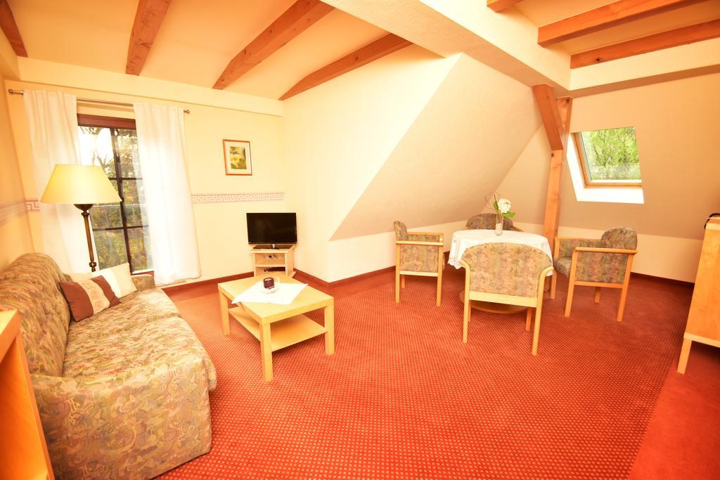 Landhotel Zur Guten Einkehr Grubschütz Esterno foto