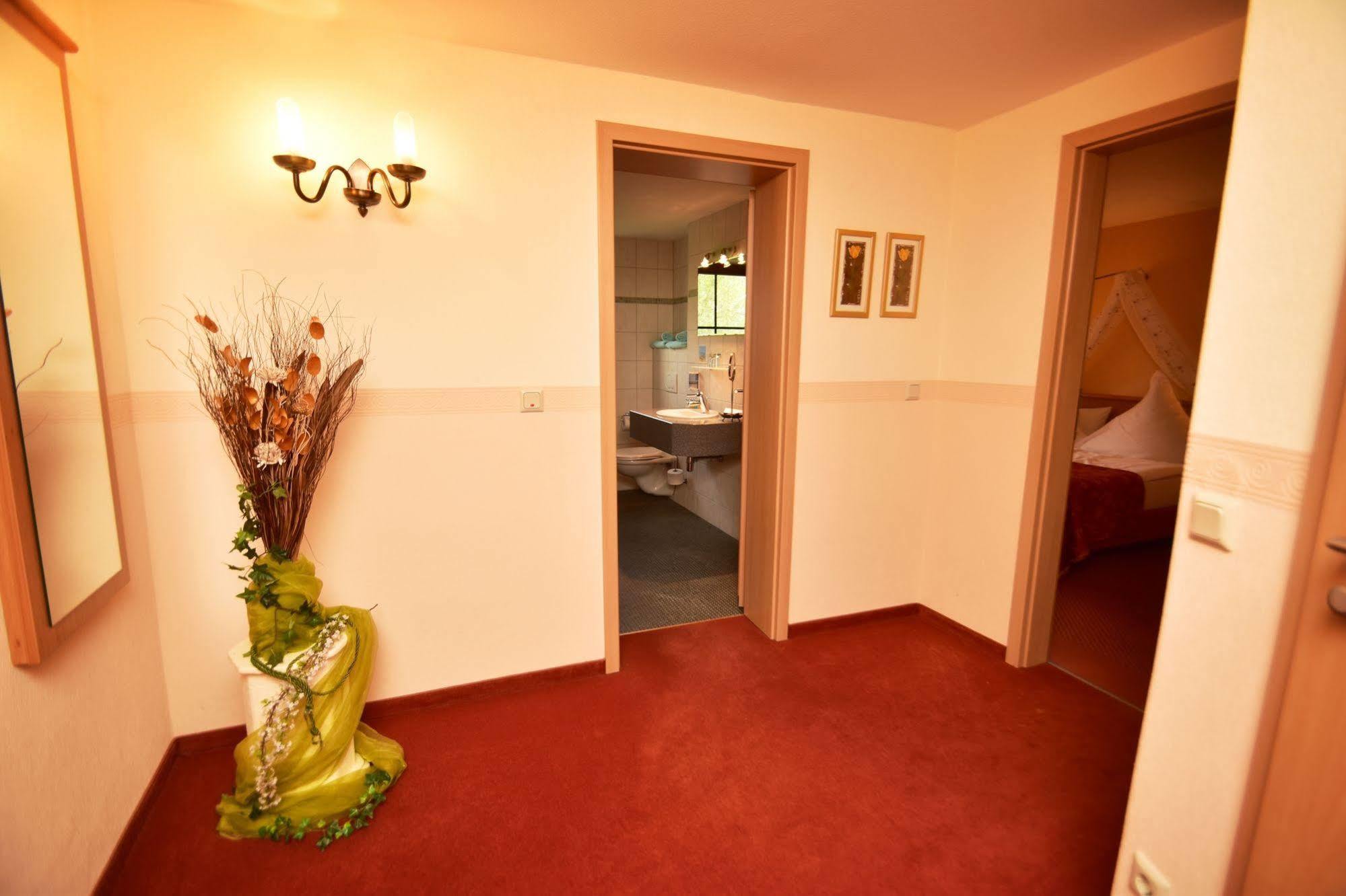 Landhotel Zur Guten Einkehr Grubschütz Esterno foto