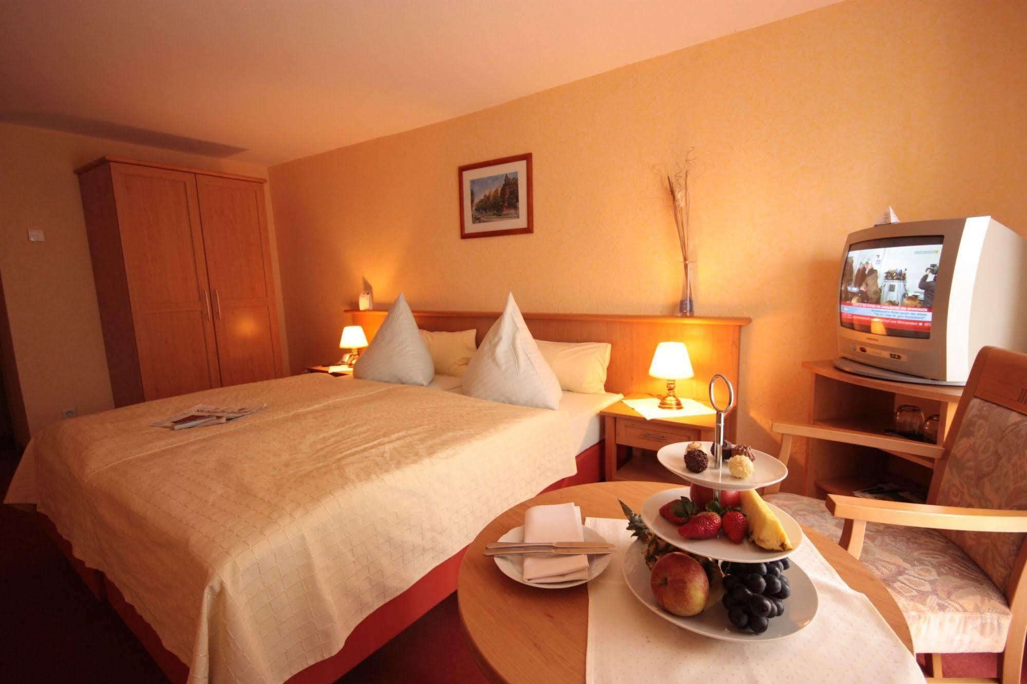 Landhotel Zur Guten Einkehr Grubschütz Esterno foto